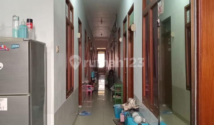 Residential House and Active Boarding House in Muara Complex. Residential House and Active Boarding House in Muara Complex.