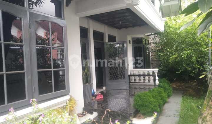 Rumah di Perempatan Soetta Bubat Bandung Komplek One Gate Rumah di Perempatan Soetta Bubat Bandung Komplek One Gate