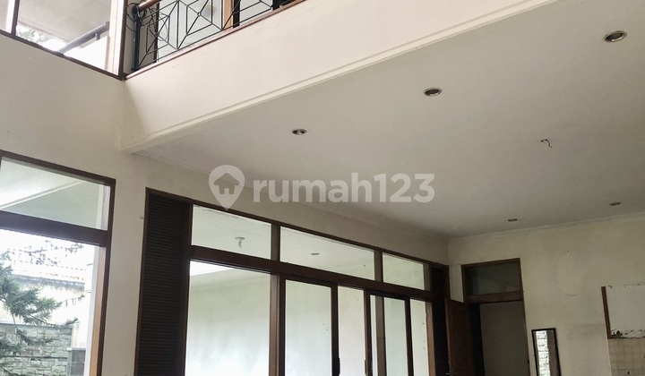 Rumah Luas di Cipaku Indah Bandung (DN) 2