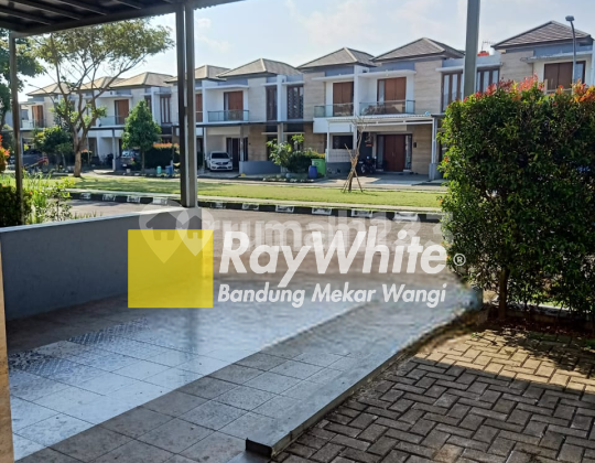 For Sale Rumah 2 Lantai Bagus Furnished di Cherry Field, Bandung 2