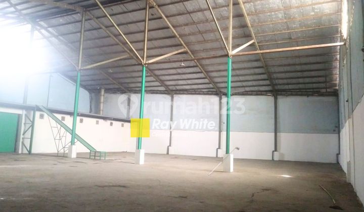 Gudang di Cibolerang Kota Bandung Gudang di Cibolerang Kota Bandung