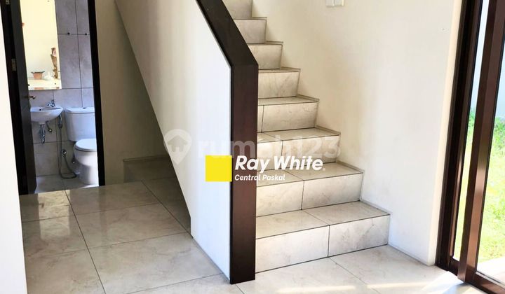 Rumah Baru Dan Nyaman di Kota Baru Parahyangan Bandung 2