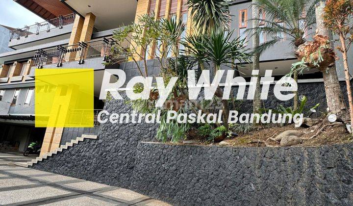 Rumah Megah di Lingkungan Elit Setraduta Bandung 2