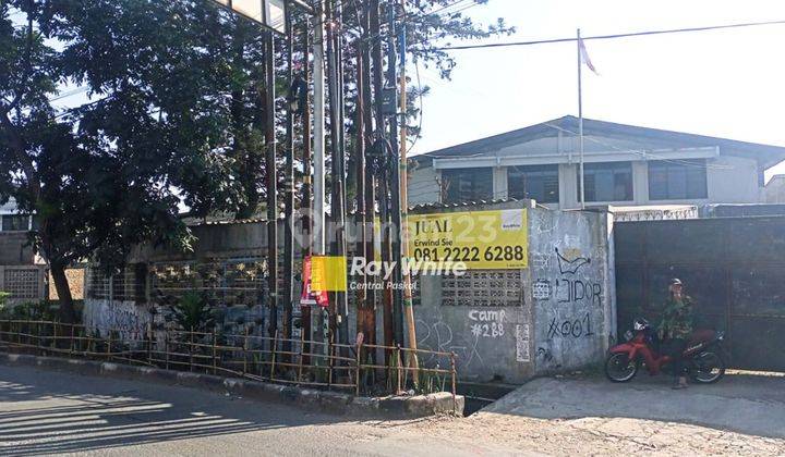 Gudang Besar di Mainroad Gempol Sari Bandung 1