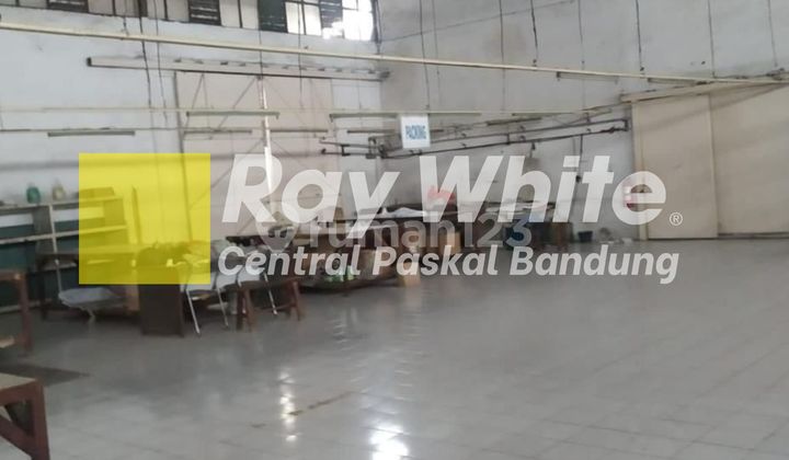 Gudang di Sayap Holis Bandung