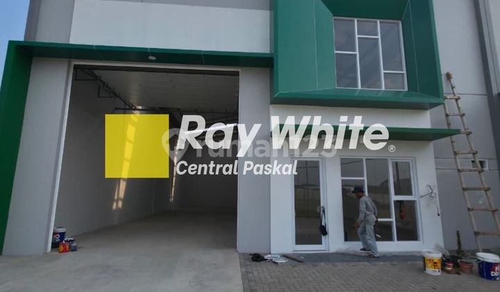 Gudang Patuha di Pergudangan Modern Parahyangan Eco Business Park Cimareme Gudang Patuha di Pergudangan Modern Parahyangan Eco Business Park Cimareme
