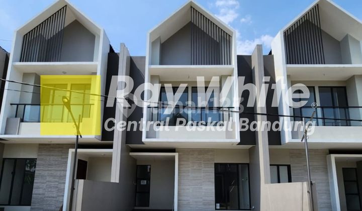 New Lux Minimalist House in Batununggal Indah Bandung 2