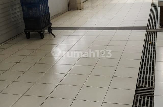Dijual Rugi Kios Pasar Intermoda, Di Kawasan Bsd Dijual Rugi Kios Pasar Intermoda, Di Kawasan Bsd
