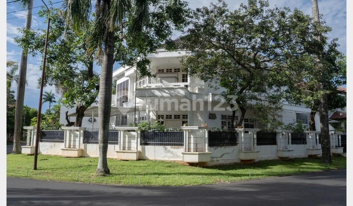 Dijual Rumah AREA PRIME LOKASI TENANG DEKAT TAMAN