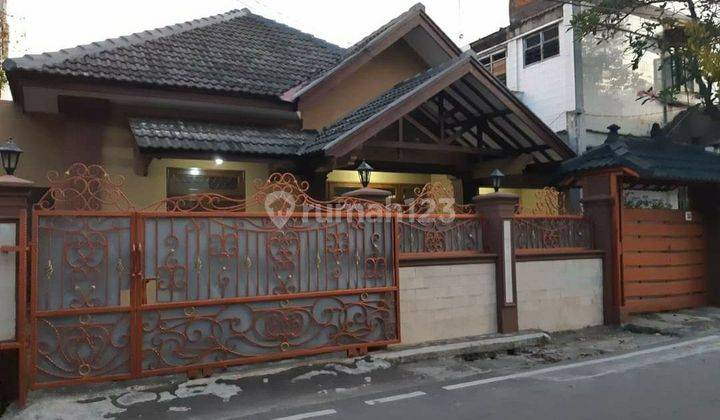 Dijual Rumah Siap Huni Menteng Jakarta Pusat  2