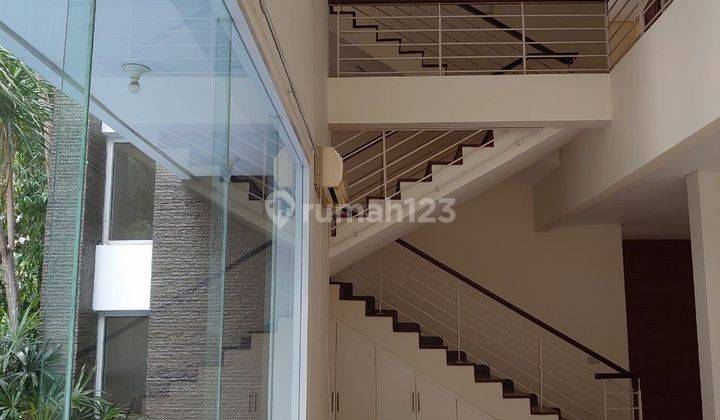 Sewa Rumah Bagus 4 BR Pondok Indah 3 Lantai Swimming Pool Gym 4br Unfurnished 1