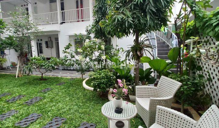 Lm0028 Ic Rumah Menteng Dgn Innercourt Garden Terawat Siap Huni 1