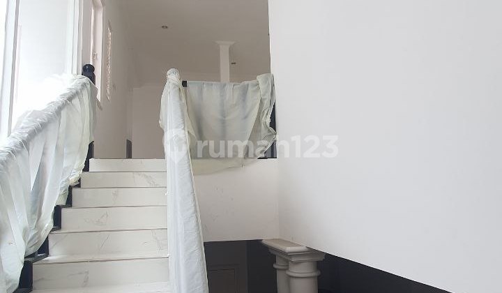MURAH 75JT/M NEGO Rumah Menteng DEKAT COKRO Lm0059 2