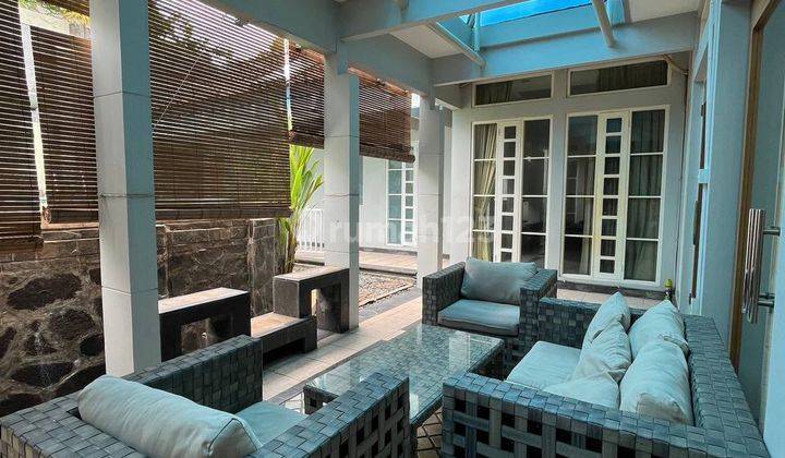 Lm0062 Rumah Menteng Semi Furnished Suasana Tenang Homey 2