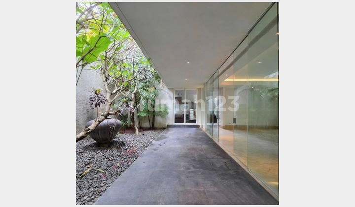 Rumah Modern Brawijaya Lingkungan Prestige Aman Asri Siap Huni Rumah Modern Brawijaya Lingkungan Prestige Aman Asri Siap Huni