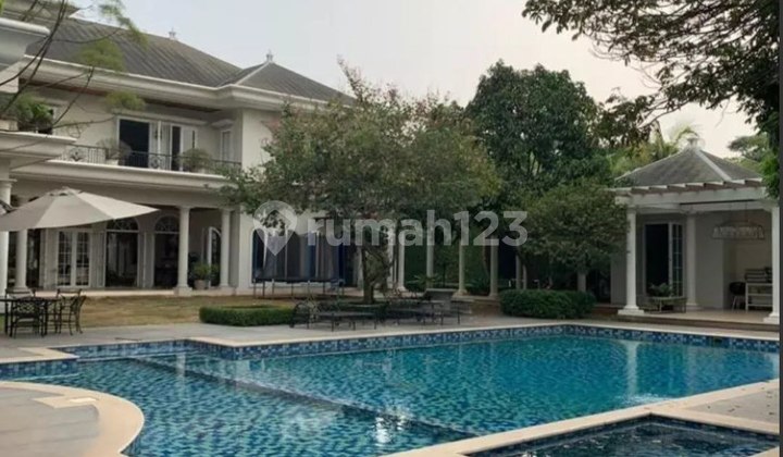 Dijual Rumah Mewah Halaman Luas di Pondok Indah Lokasi Strategis 