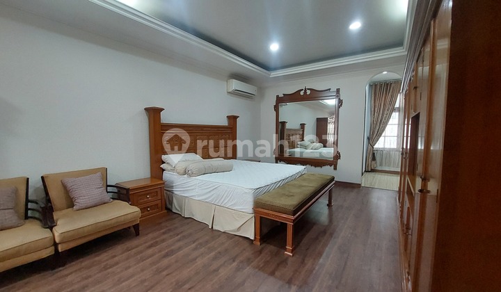 Menteng House Quiet Location Ready to Live In Near Park Plenty of Parking