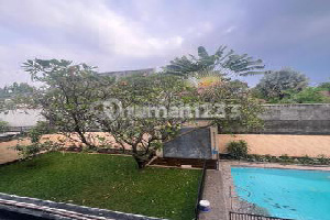 Rumah Ex Expart Kamar Banyak Luas Kawasan Pejabat Patra Kuningan