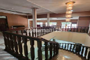 Rumah Oldmoney Cocok Komersil Kantor & Hunian Kamar Banyak Rumah Oldmoney Cocok Komersil Kantor & Hunian Kamar Banyak