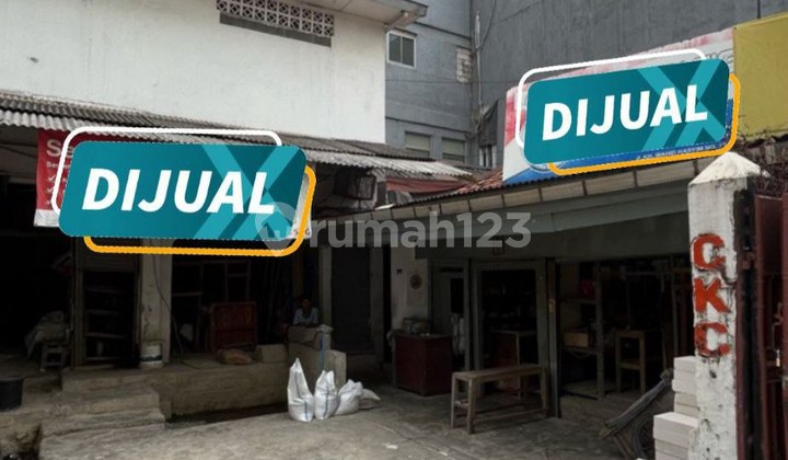 Dijual Rumah Tua Hitung Tanah di Menteng Lokasi Strategis 