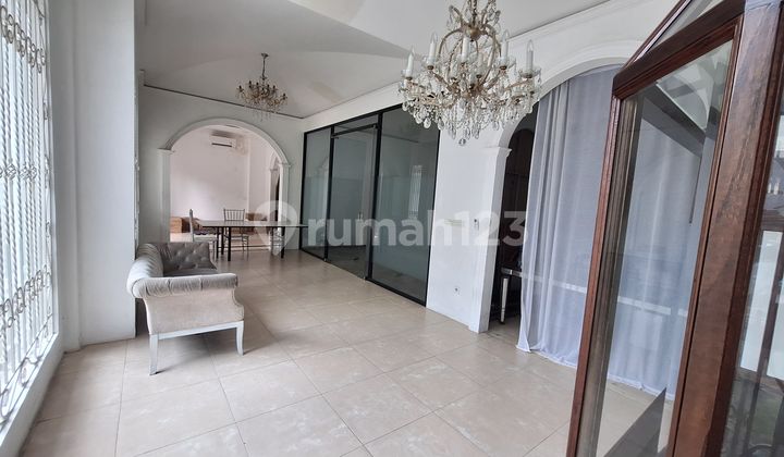 SEWA RUMAH KEBAYORAN COCOK UNTUK RESTO/KULINER, KLINIK, SHOWROOM, OFFICE, PINGGIR JALAN