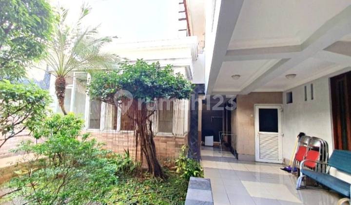 Dream Home for Sale in Menteng, Central Jakarta - Strategic & Comfortable Location 2