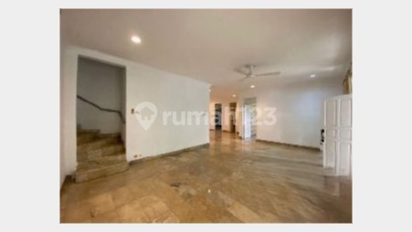 Disewakan Rumah Mewah di Pondok Indah Lokasi Nyaman 2