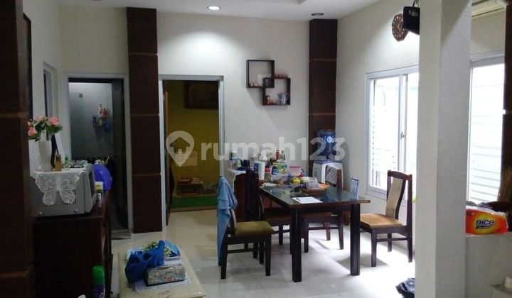 For Sale: Move-in Ready House in Menteng, Strategic Location 2