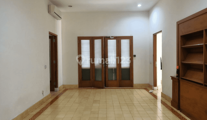 685 RUMAH DEKAT IMAM BONJOL COCOK KOMERSIL ATAU SILENT OFFICE 1