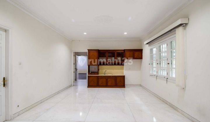 1-Disewakan Rumah Mewah Kawasan Elit Hoek  2