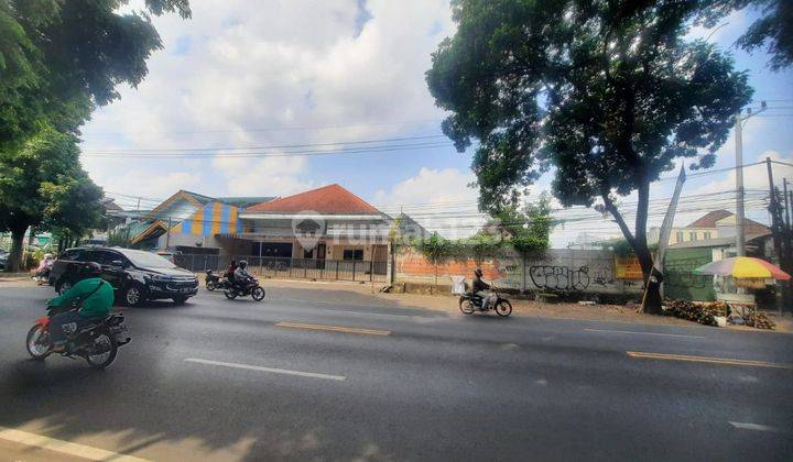 Rumah Makan Tanah Jejer di Jl. Tumenggung Suryo, Blimbing Malang 1