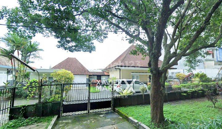 Rumah Tengah Kota di Lokasi Komersial, Jl. Dr. Sutomo, Klojen Malang 1