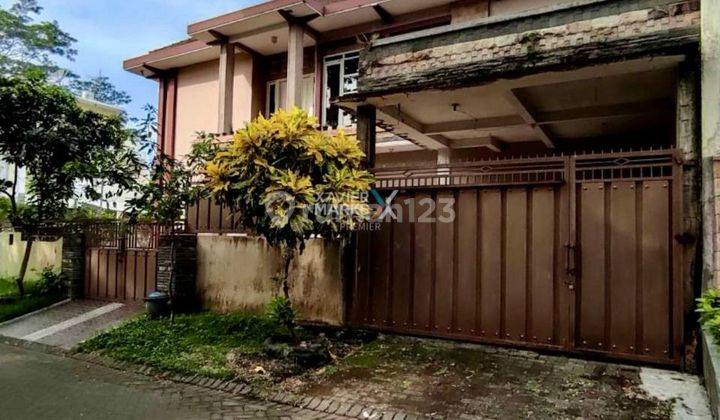 Rumah Hook 2 Lantai Siap Huni di Araya Golf, Blimbing Malang 2