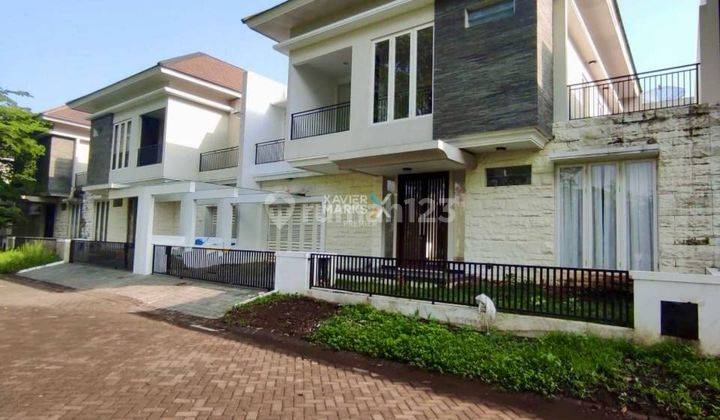 Rumah Mewah Golf View di Kota Araya, Blimbing Malang 2