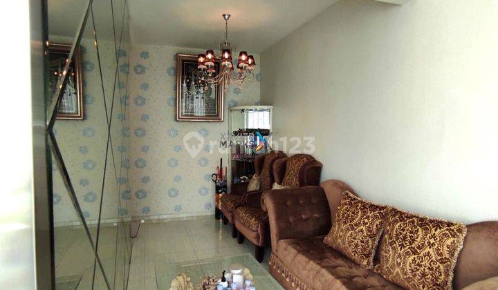 Rumah Mewah Modern Full Furnished di Araya Golf, Blimbing Malang 2