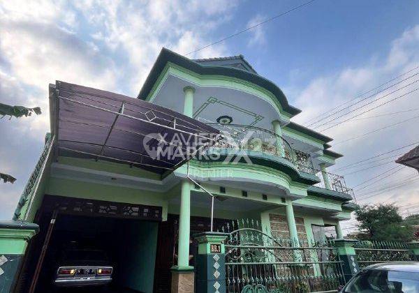 Rumah Semi Furnished + Toko di Nol Jl. Raya Talangagung, Malang 1