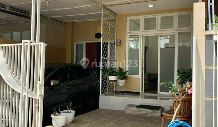 Rumah Minimalis Modern di Permata Annisa Buring, Malang  2