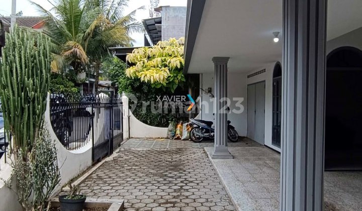Classic Well-Maintained House in Candi Street Area - Candi, Lowokwaru Malang 2