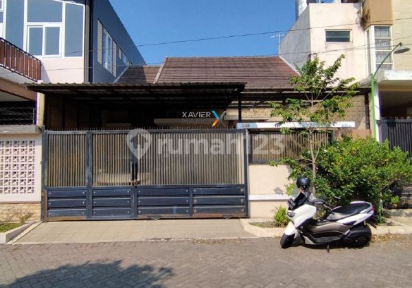 Rumah Terawat Siap Huni Strategis di Panji Suroso, Blimbing Malang Rumah Terawat Siap Huni Strategis di Panji Suroso, Blimbing Malang