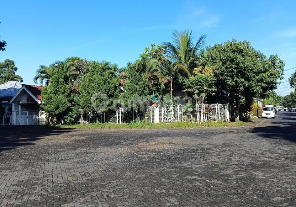 Rumah Strategis Posisi Hook di Blok Terdepan PBI Araya Blimbing, Malang 