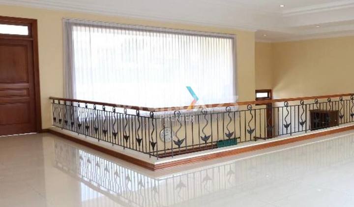 Rumah Premium di Boulevard Perumahan Istana Dieng, Sukun Kota Malang 2