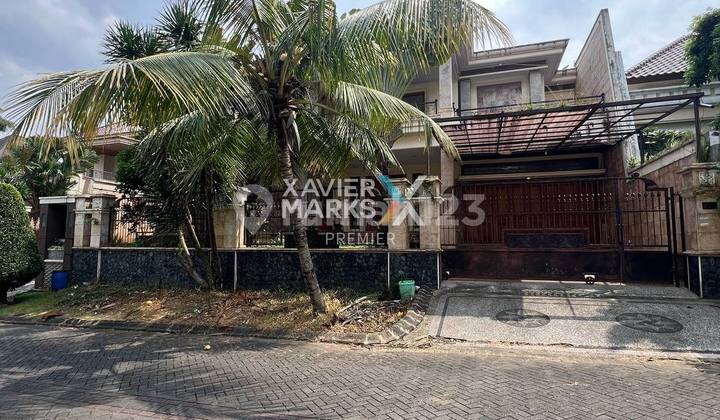 Rumah Premium di Boulevard Perumahan Istana Dieng, Sukun Kota Malang Rumah Premium di Boulevard Perumahan Istana Dieng, Sukun Kota Malang