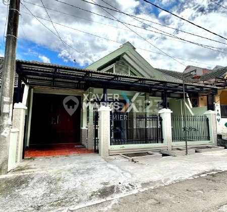 House in Perumahan Pondok Mulia, Jalan Simpang Sulfat Selatan, Blimbing Malang