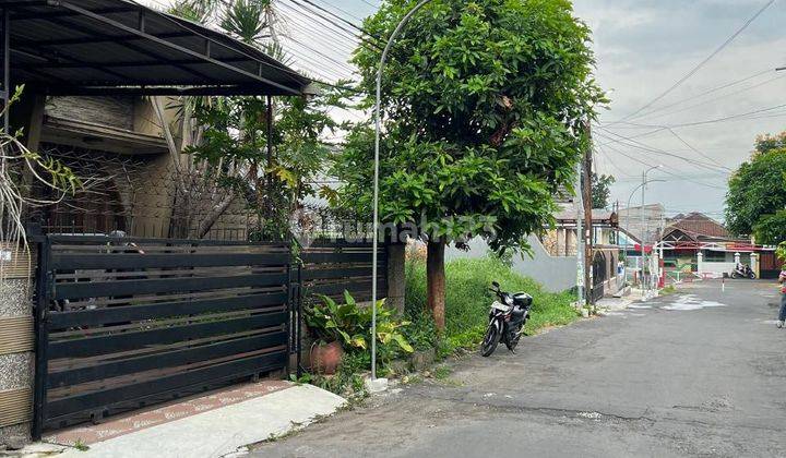 Rumah Minimalis Modern di Jl. Papa Papa, Lowokwaru Malang  2