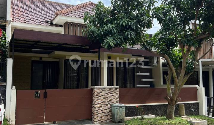 Rumah Modern Terawat Full Furnished di Greenland, Tidar Kota Malang Rumah Modern Terawat Full Furnished di Greenland, Tidar Kota Malang