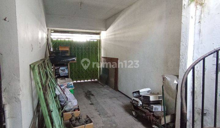 Rumah Klasik di Jalan Sungai sungai, Blimbing Malang 2