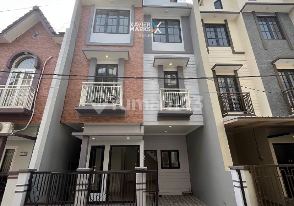 Rumah Baru American Modern Semi Furnished di Ikan - Ikan, Lowokwaru Malang