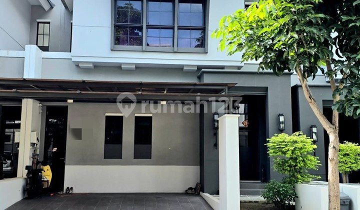 Rumah Bagus dan Terawat di Citraland Oakwood, Sambikerep Surabaya