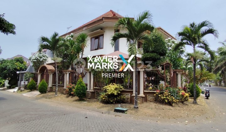 Rumah Hook Mewah 2 Lantai di Perumahan Permata Jingga, Malang