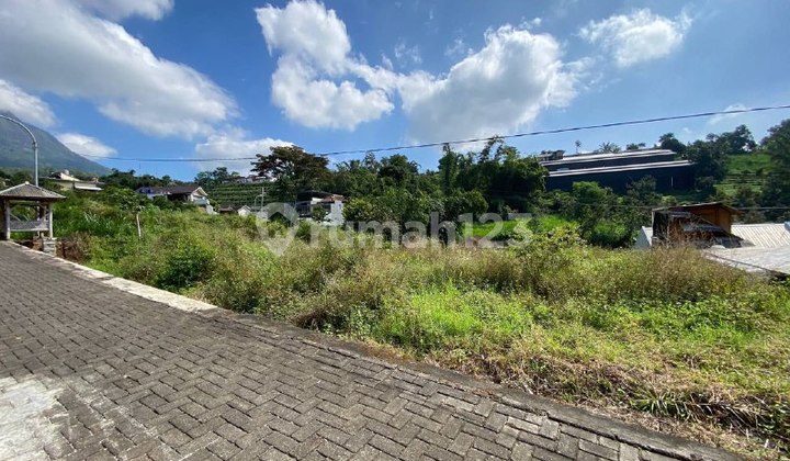 Spacious Land and Beautiful View in Tlekung, Junrejo, Batu City